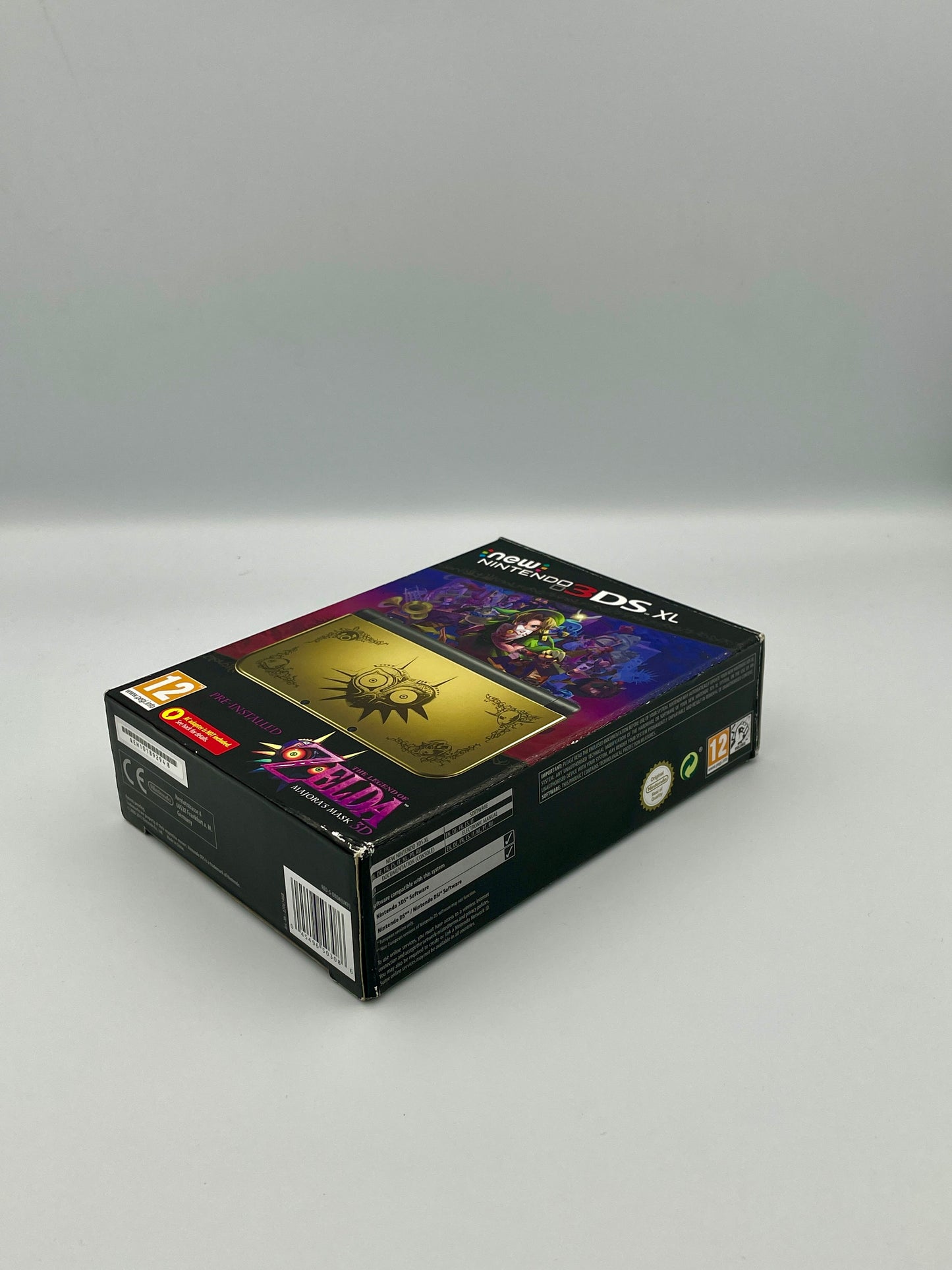 NEW 3DS XL Console - Majora's Mask Edition