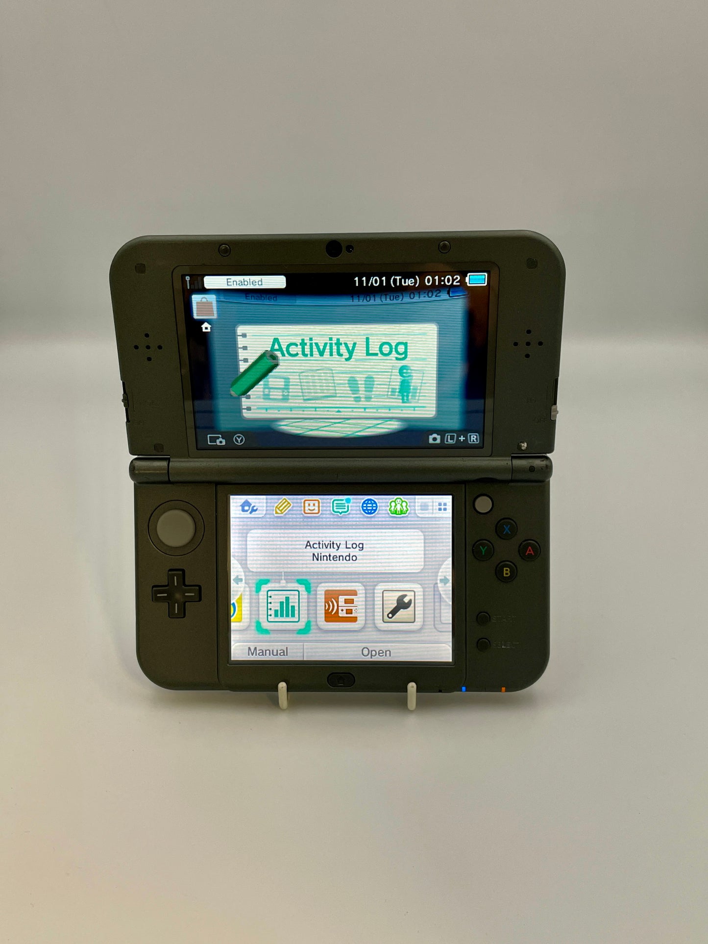 NEW 3DS XL Console - Majora's Mask Edition