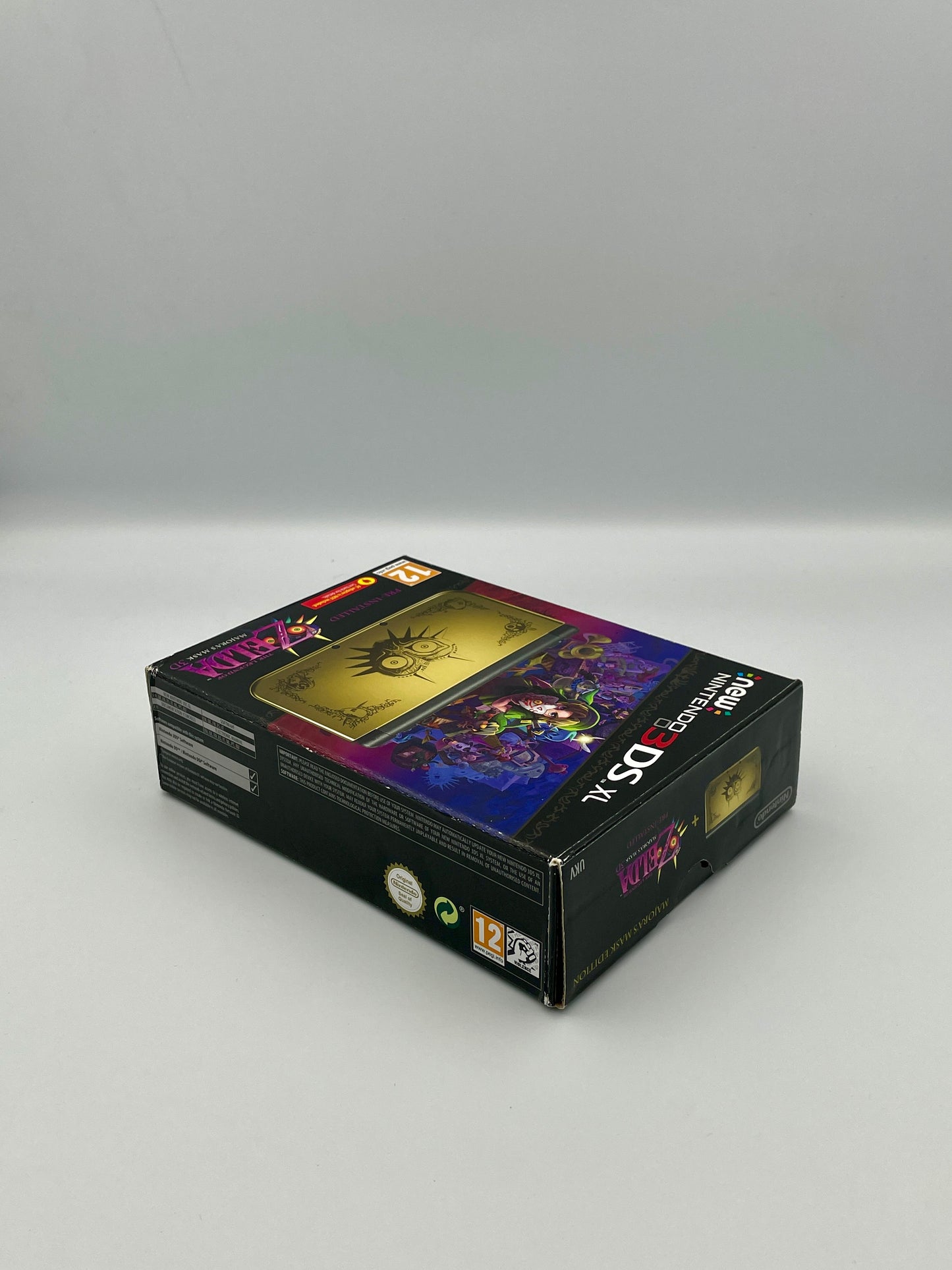 NEW 3DS XL Console - Majora's Mask Edition