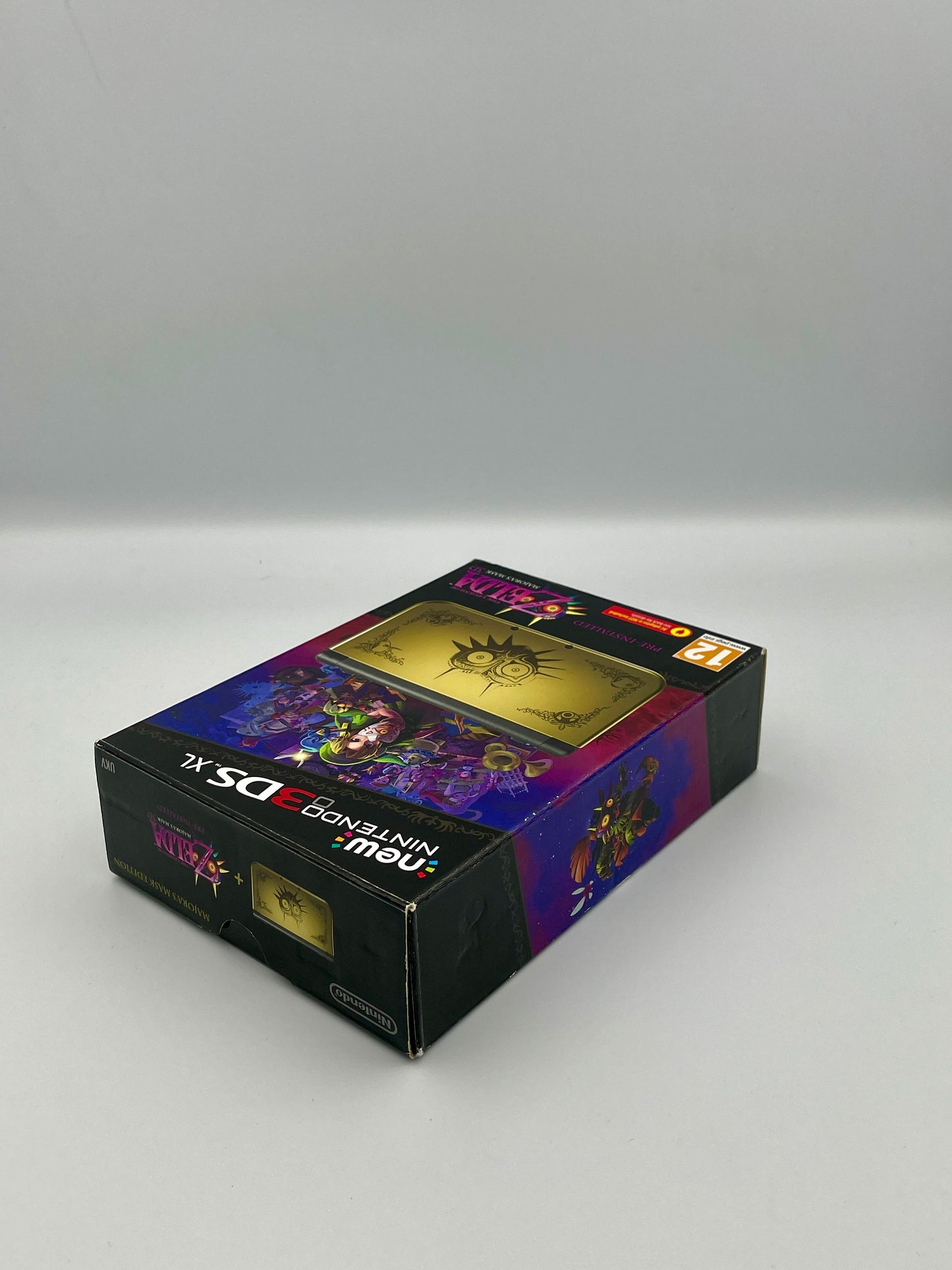NEW 3DS XL Console - Majora's Mask Edition