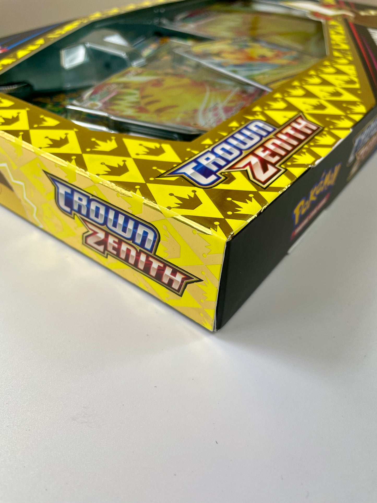 Crown Zenith Pikachu VMAX Special Collection