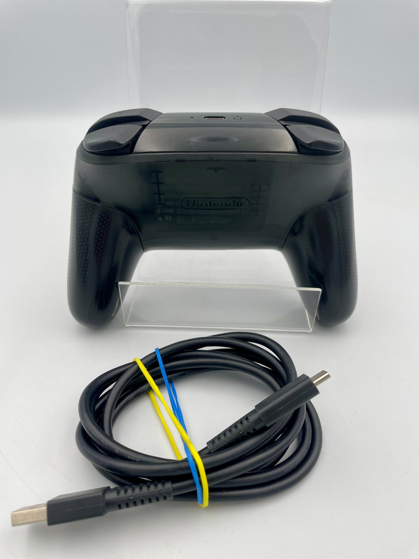 Nintendo Switch Pro Controller