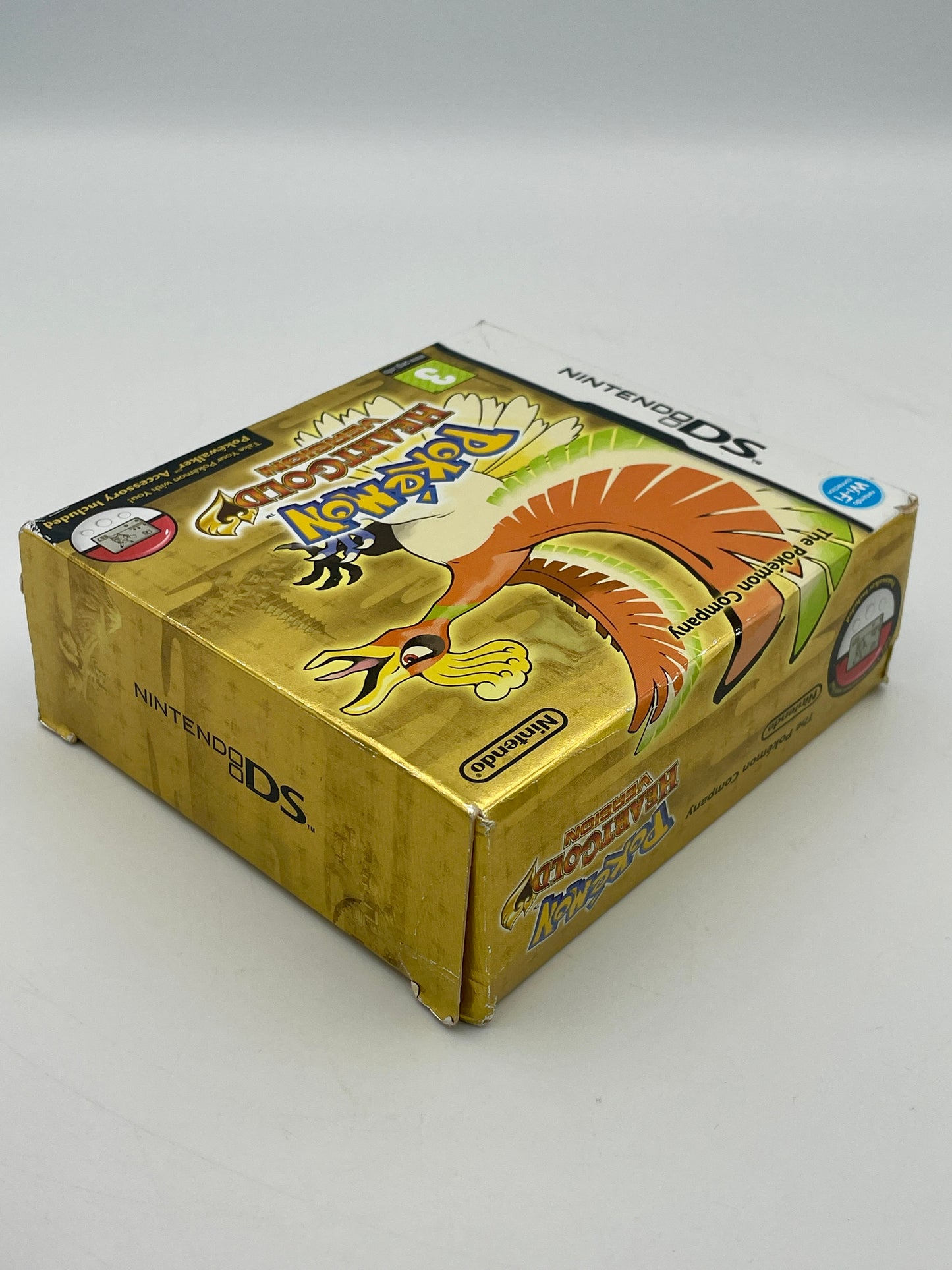 Box of 'Pokémon' game for Nintendo DS on a white background
