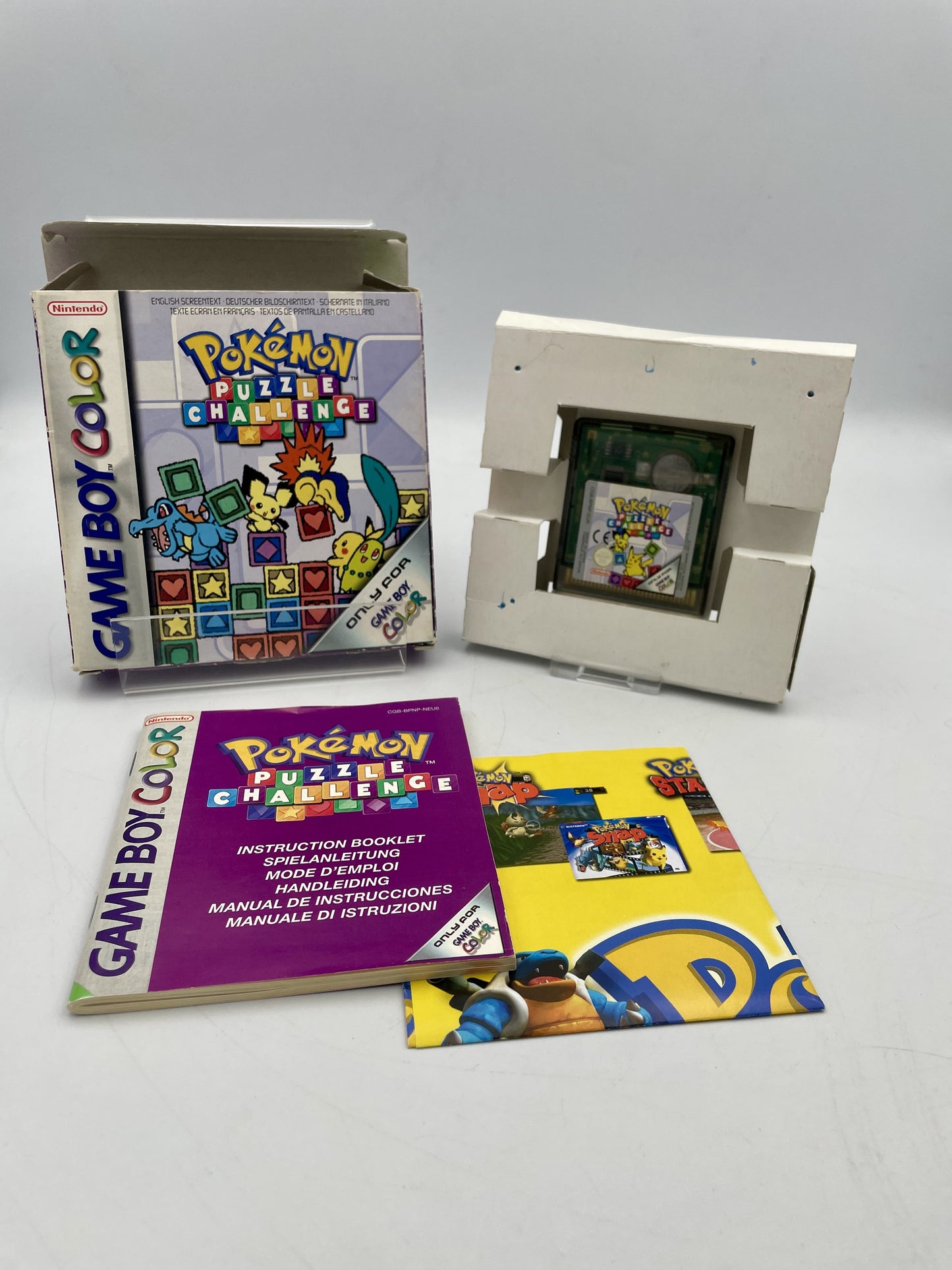 Game Boy Color Pokémon Puzzle Challenge complete in box with original cartridge, manual and artwork