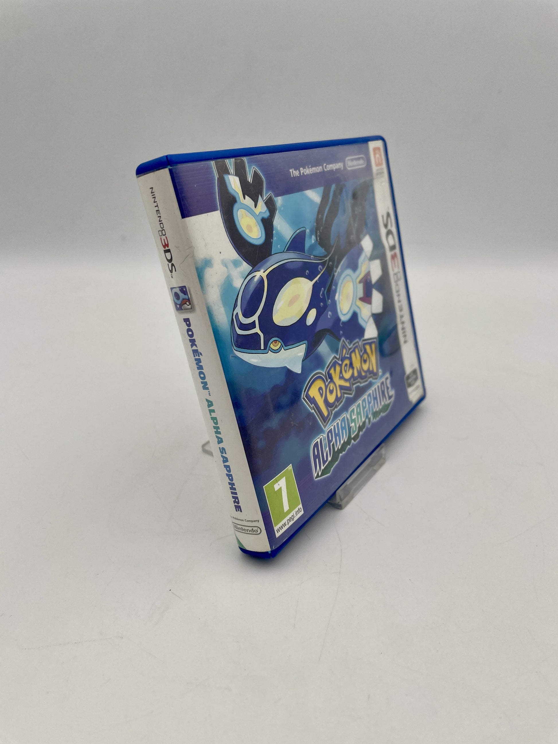 nintendo-3ds-pokemon-alpha-sapphire - side spine