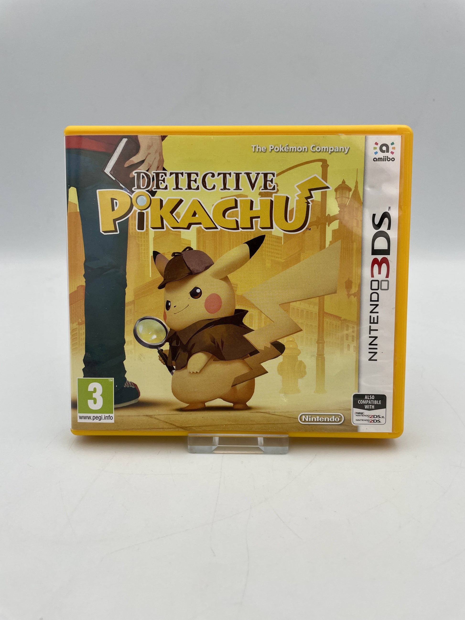 nintendo-3ds-pokemon-detective-pikachu front