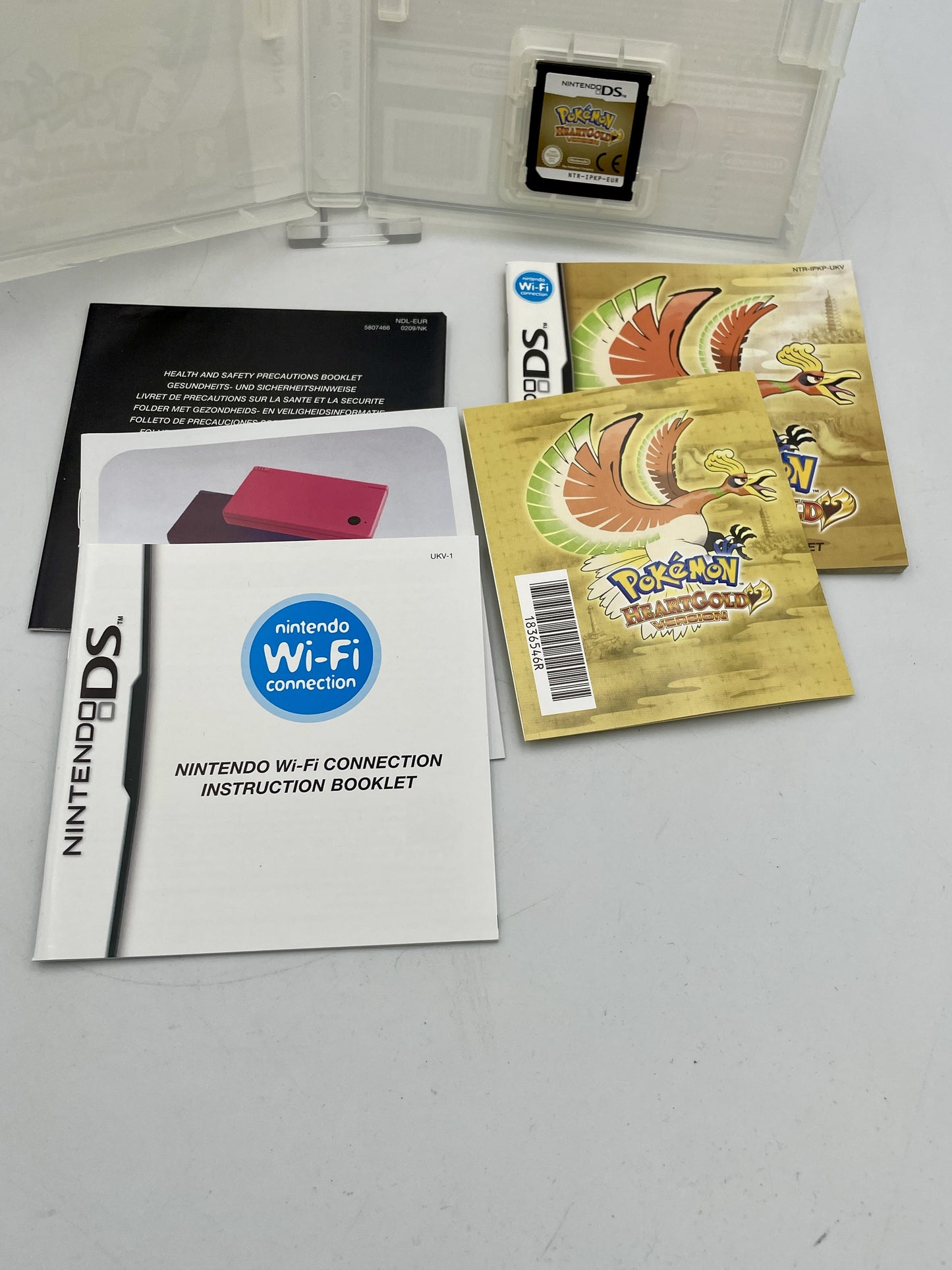 Nintendo DS Pokémon HeartGold complete in box with game cartridge, case, manuals and Pokéwalker accessory