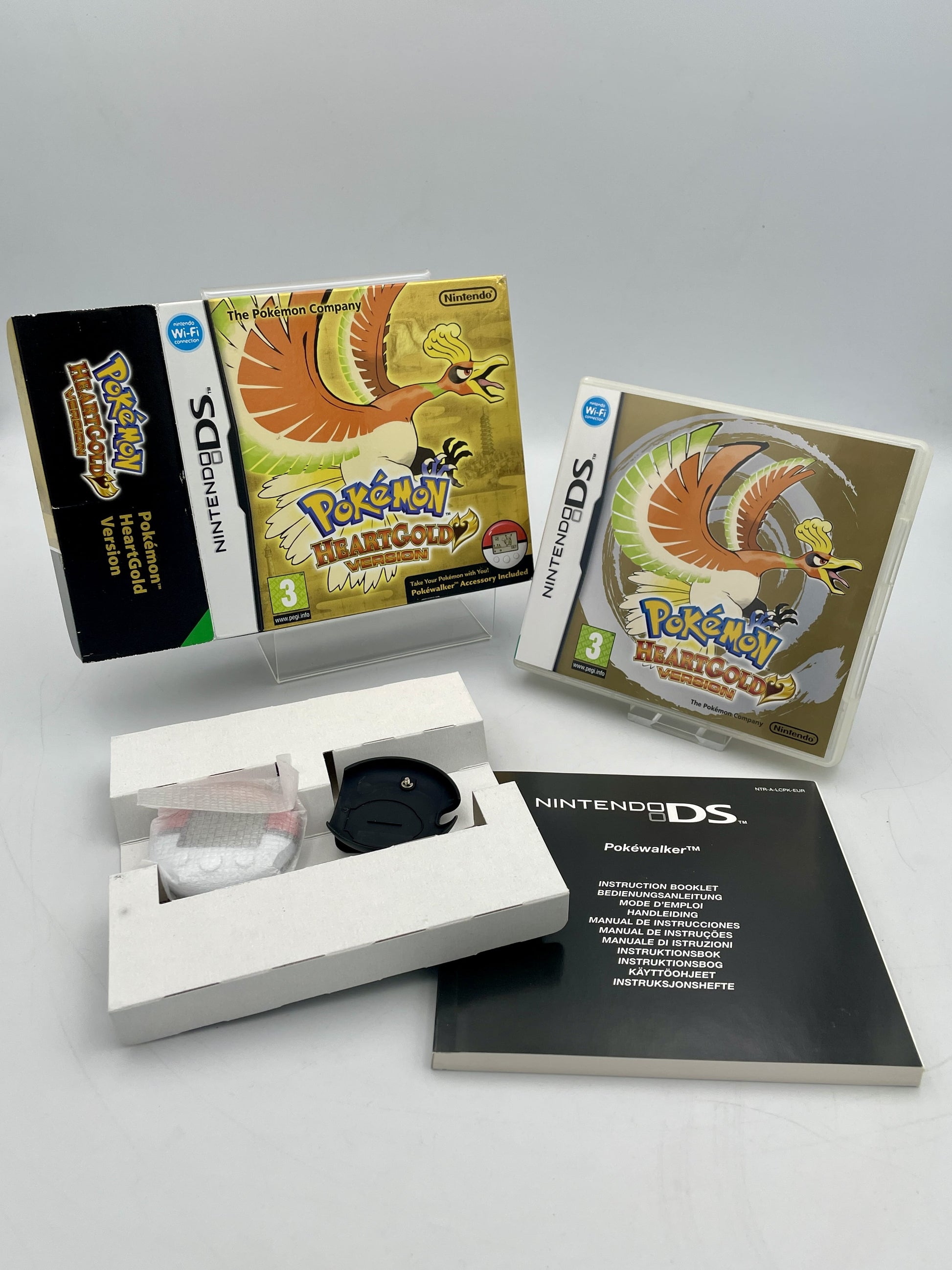 Nintendo DS Pokémon HeartGold complete in box with game cartridge, case, manuals and Pokéwalker accessory