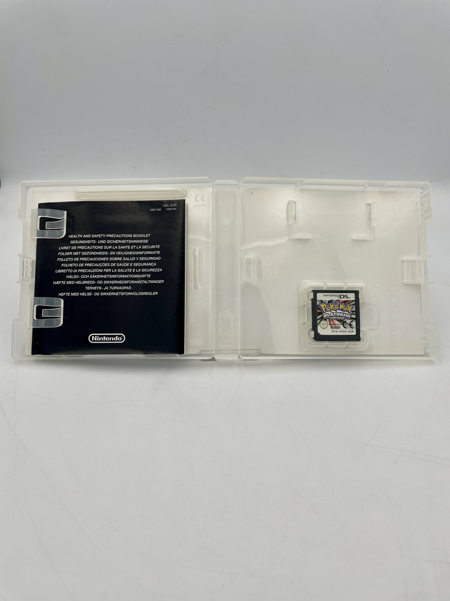 nintendo-ds-pokemon-platinum open
