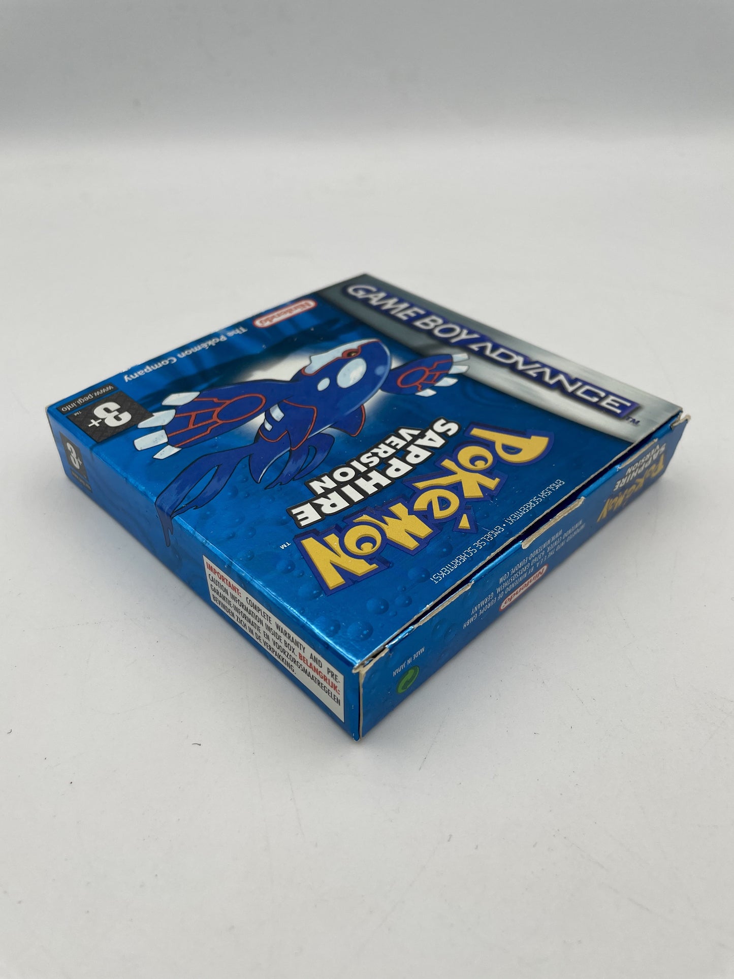 Blue Game Boy Advance Pokémon Snap packaging on a white background