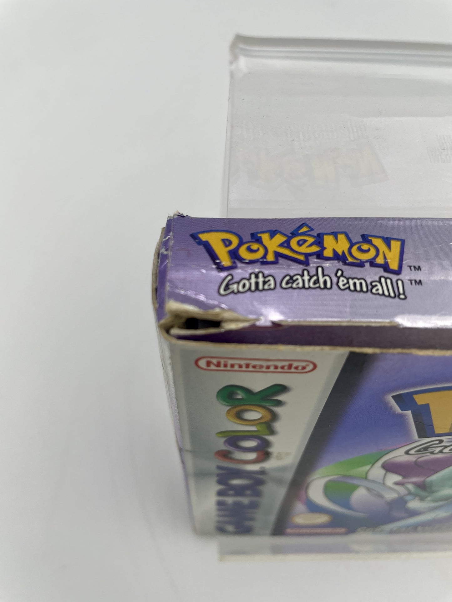 nintendo-game-boy-color-pokemon-crystal-complete-in-box