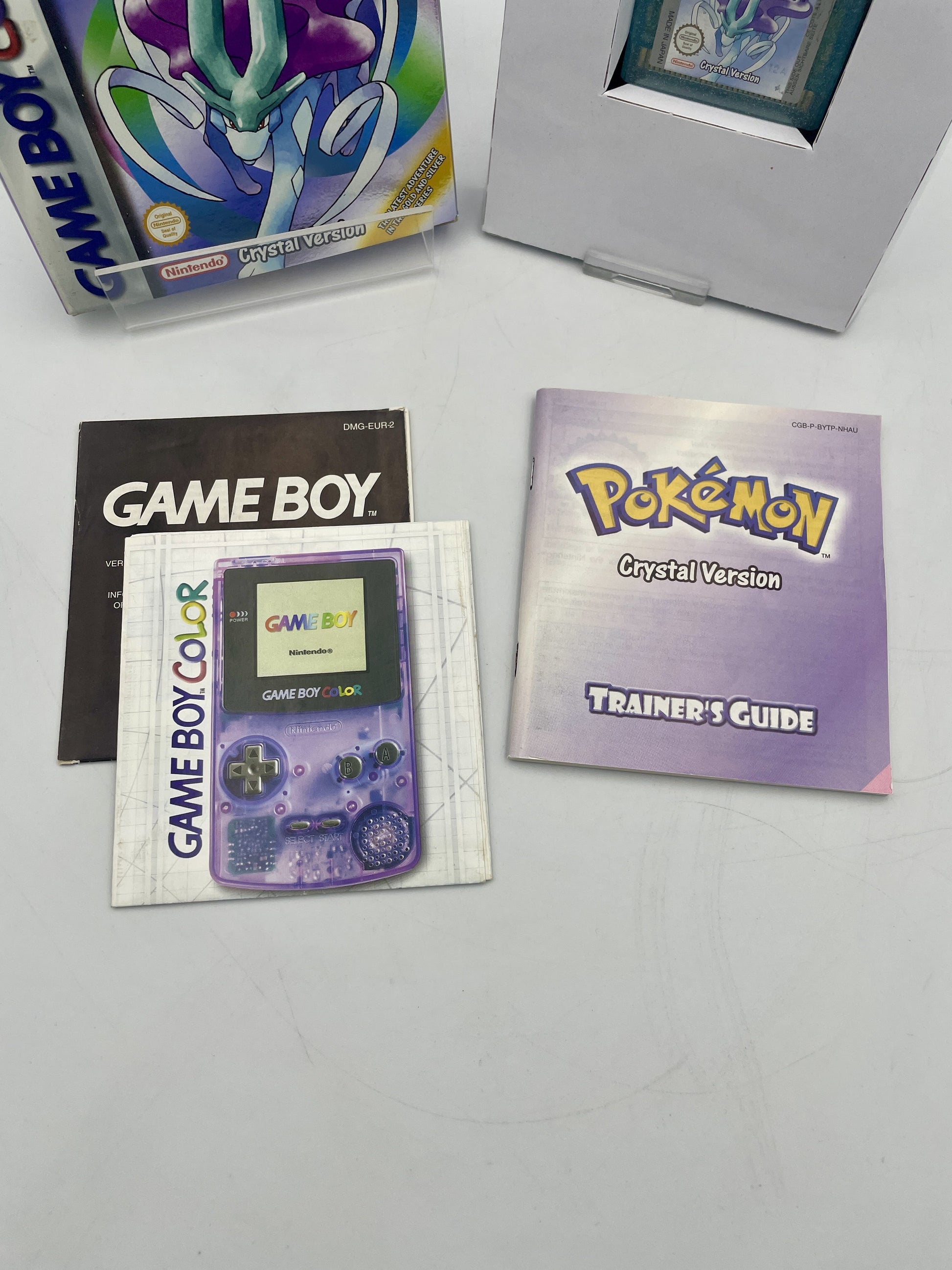 nintendo-game-boy-color-pokemon-crystal-complete-in-box