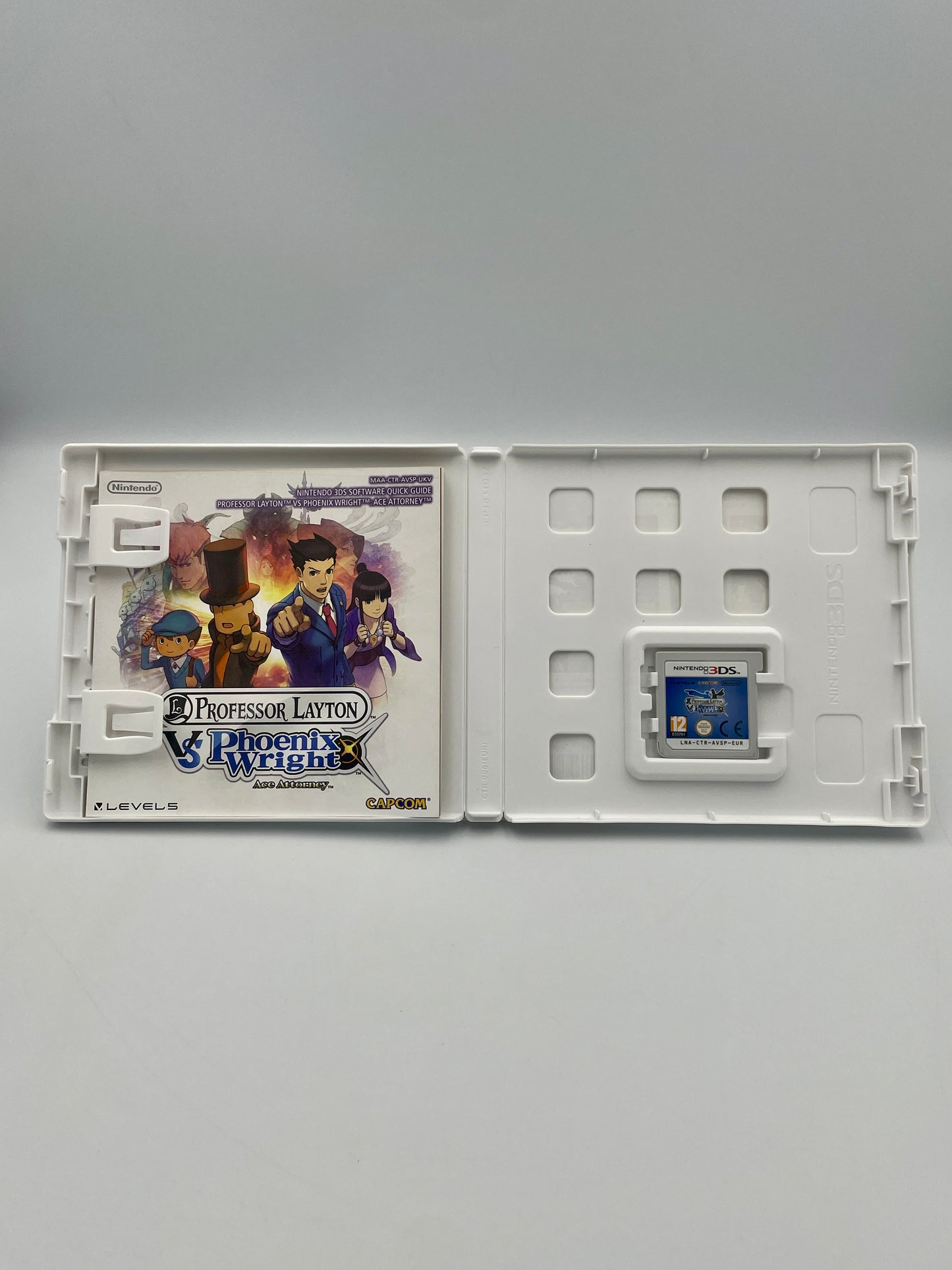 Professor Layton x Phoenix Wright 3DS